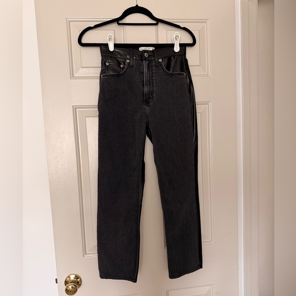 Abercrombie & Fitch Black mixed textile Leather Pants